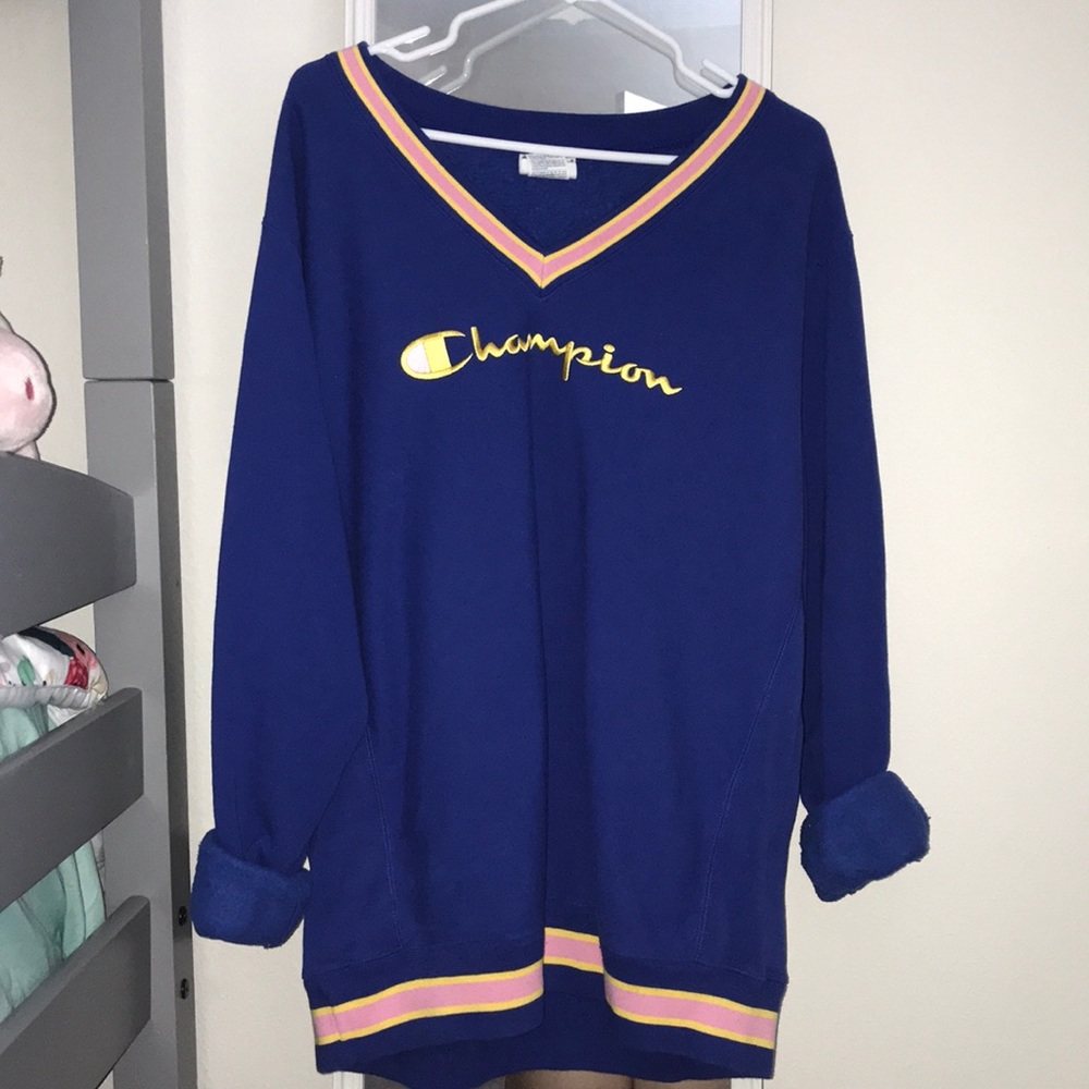 BNWOT extremely rare champion pullover